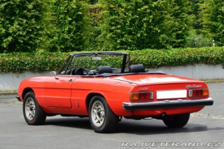 Alfa Romeo 2000 Spider Veloce 1981