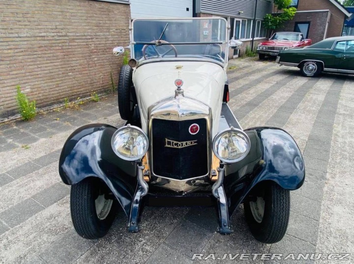 Ostatní značky Ostatní modely La Licorne V14W4 1926