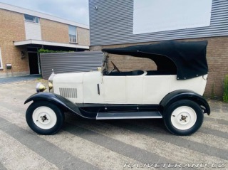 Ostatní značky Ostatní modely La Licorne V14W4 1926