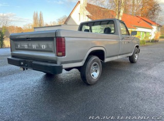 Ford V8 F150 XLT V8 5.0i 1986