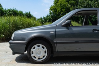 Volkswagen Golf 1.6 ALLESTIMENTO GT 1997