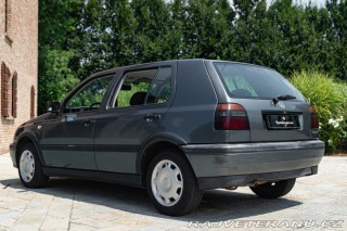 Volkswagen Golf 1.6 ALLESTIMENTO GT 1997