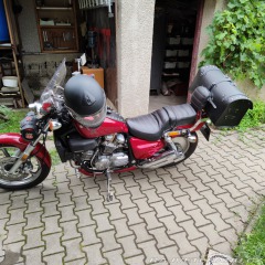 Honda VF Supermagna