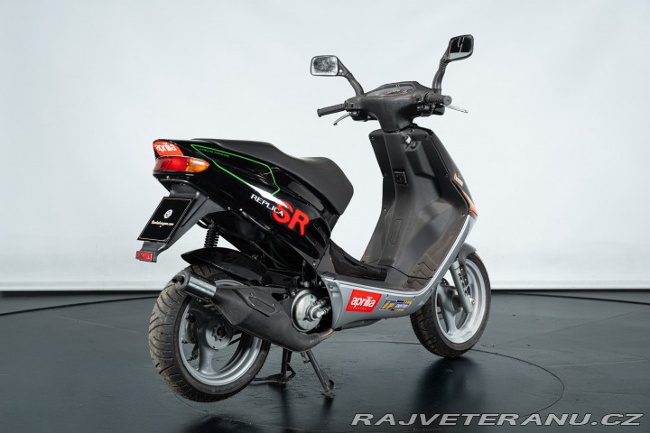 Ostatní značky Ostatní modely Aprilia SR REPLICA MAX BIAGI 1994
