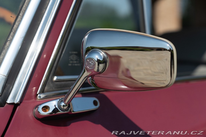 Alfa Romeo Giulia NUOVA SUPER 1300 1974