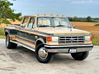 Ford F 350 7.5 V8 | CENTURION