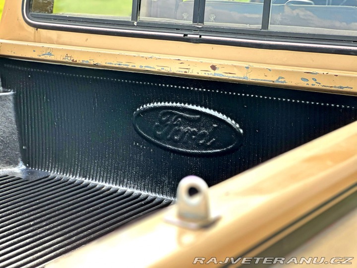 Ford F 350 7.5 V8 | CENTURION 1987