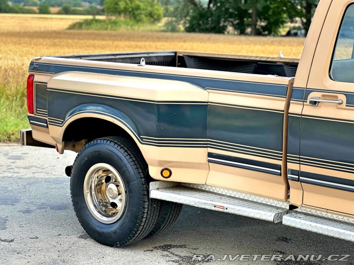 Ford F 350 7.5 V8 | CENTURION 1987