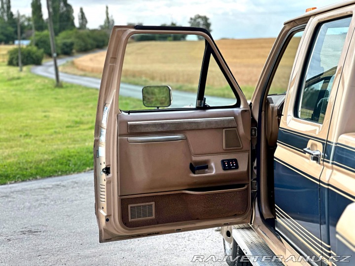 Ford F 350 7.5 V8 | CENTURION 1987