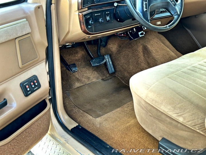 Ford F 350 7.5 V8 | CENTURION 1987