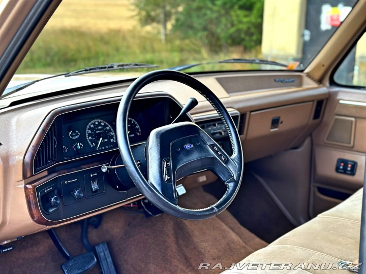 Ford F 350 7.5 V8 | CENTURION 1987