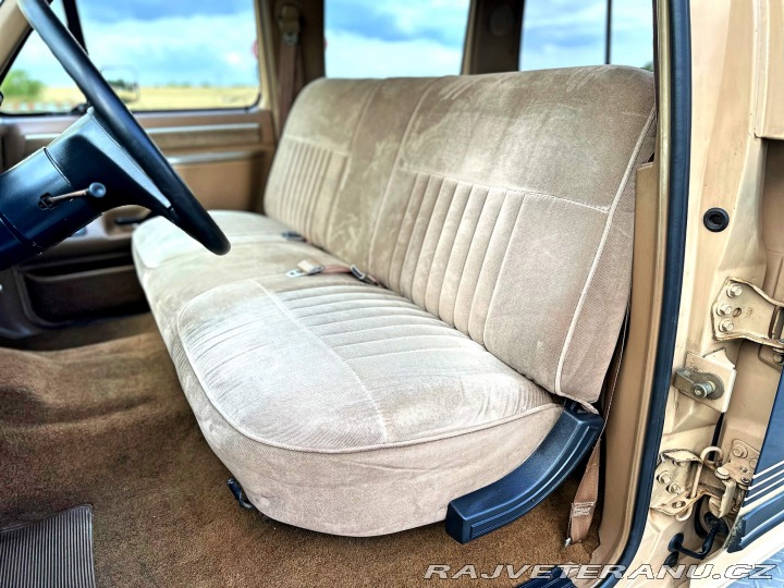 Ford F 350 7.5 V8 | CENTURION 1987