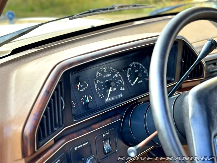 Ford F 350 7.5 V8 | CENTURION 1987
