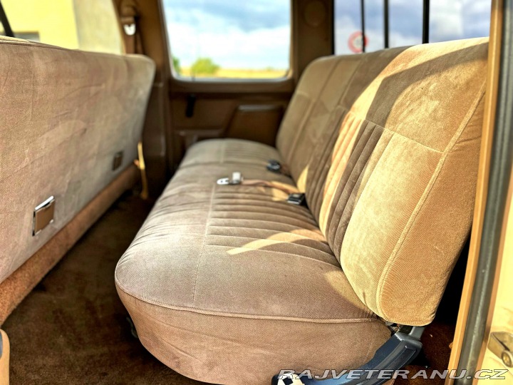 Ford F 350 7.5 V8 | CENTURION 1987