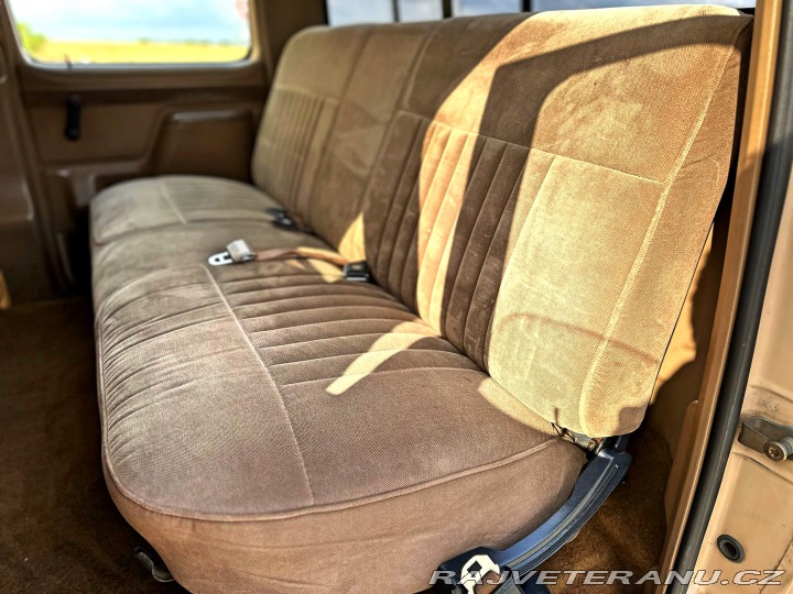 Ford F 350 7.5 V8 | CENTURION 1987