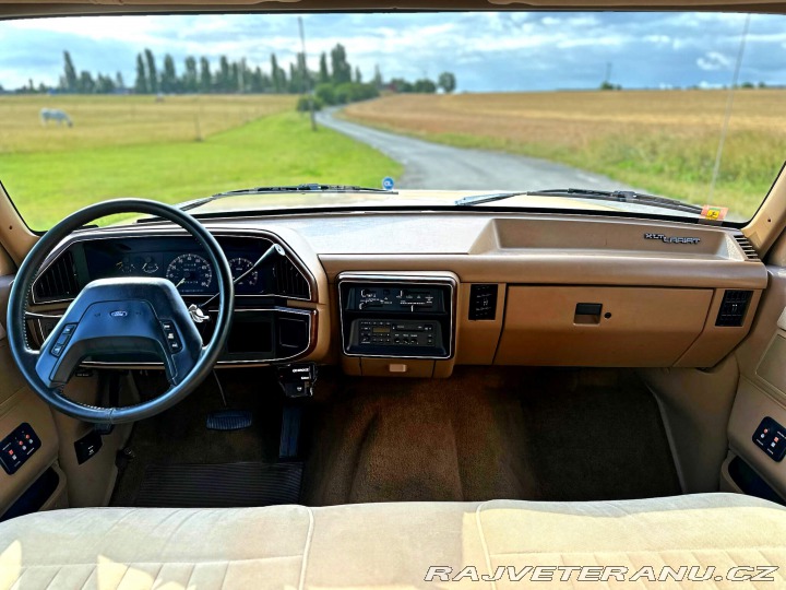 Ford F 350 7.5 V8 | CENTURION 1987
