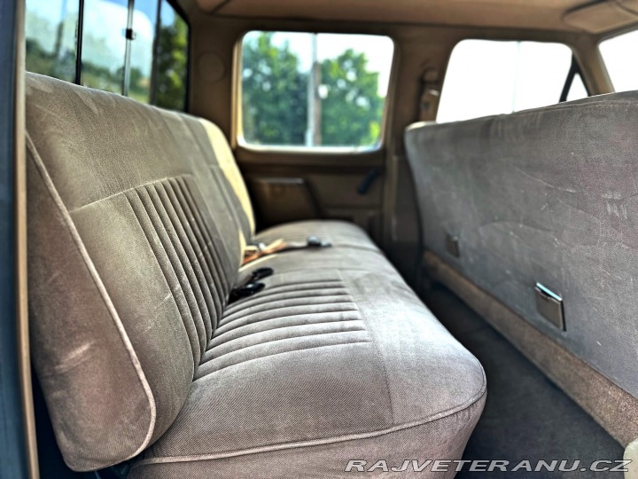 Ford F 350 7.5 V8 | CENTURION 1987