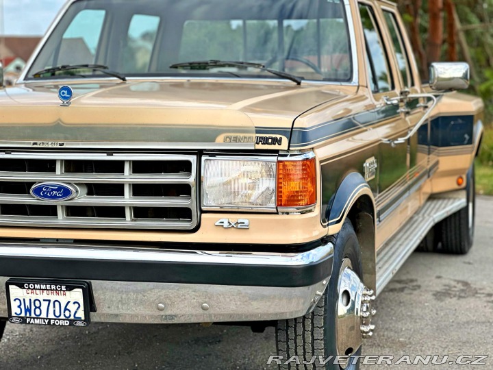 Ford F 350 7.5 V8 | CENTURION 1987