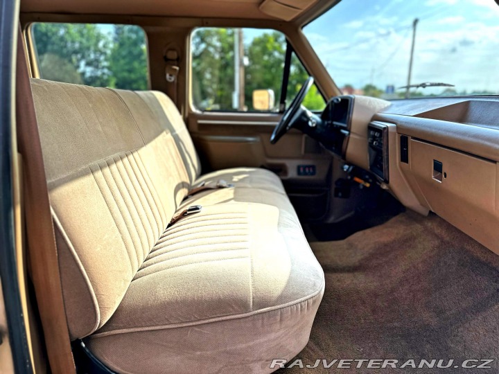 Ford F 350 7.5 V8 | CENTURION 1987