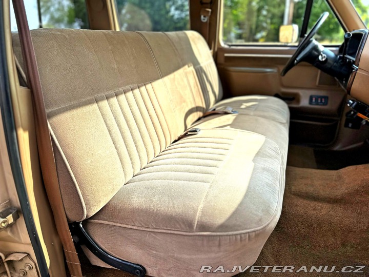 Ford F 350 7.5 V8 | CENTURION 1987