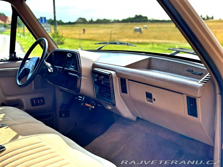 Ford F 350 7.5 V8 | CENTURION 1987
