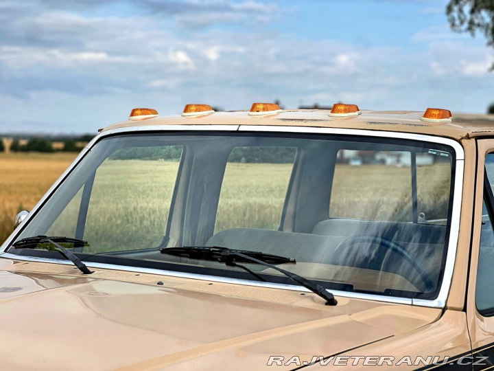 Ford F 350 7.5 V8 | CENTURION 1987