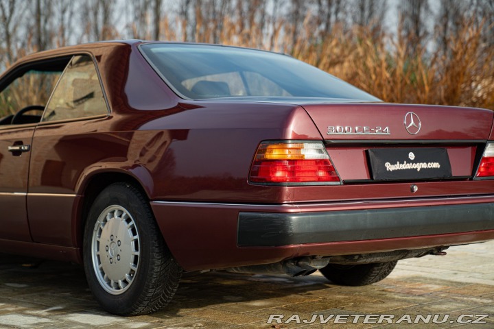 Mercedes-Benz 300 CE 24V Coupé 1991