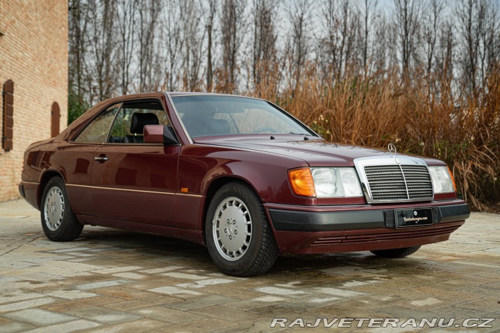 Mercedes-Benz 300 CE 24V Coupé 1991