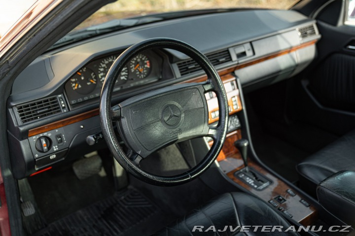 Mercedes-Benz 300 CE 24V Coupé 1991