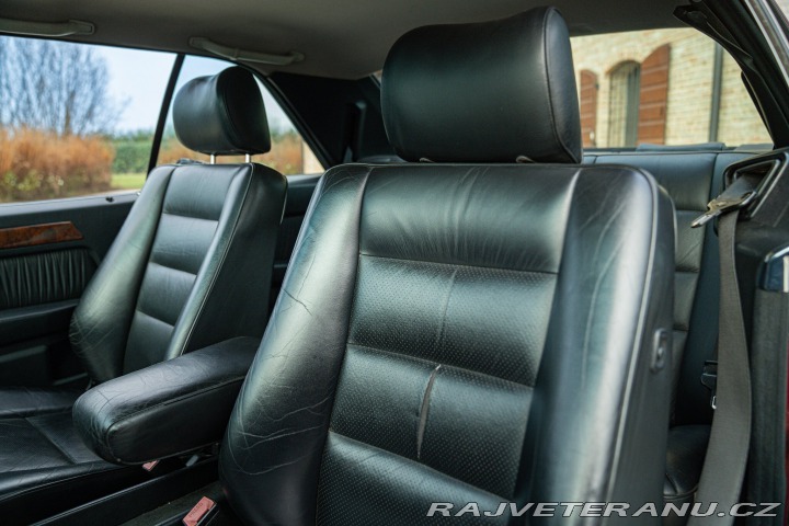 Mercedes-Benz 300 CE 24V Coupé 1991