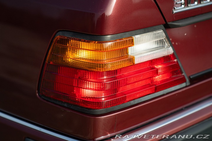 Mercedes-Benz 300 CE 24V Coupé 1991