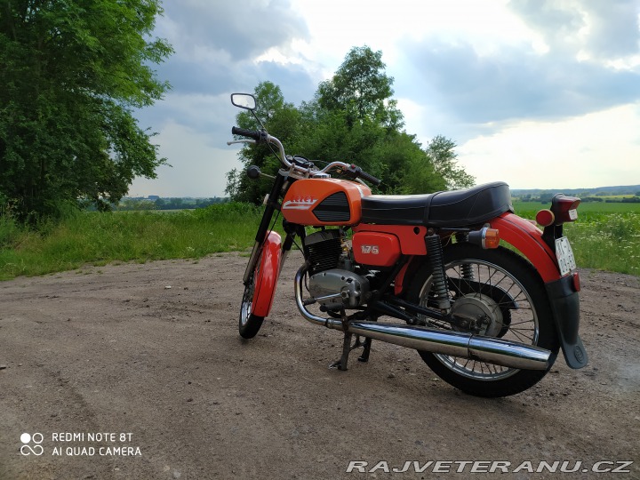 ČZ 175 1983