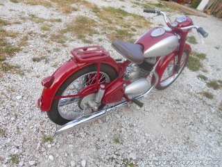 Jawa 250 pérák FJ 1947