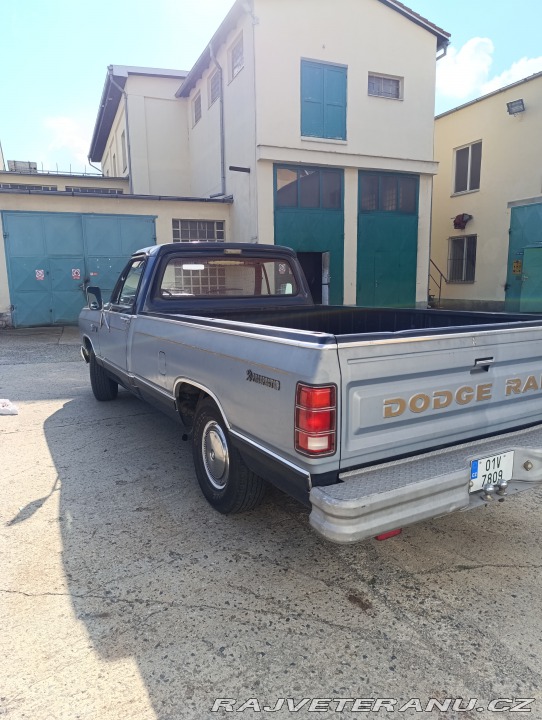 Dodge RAM 1982