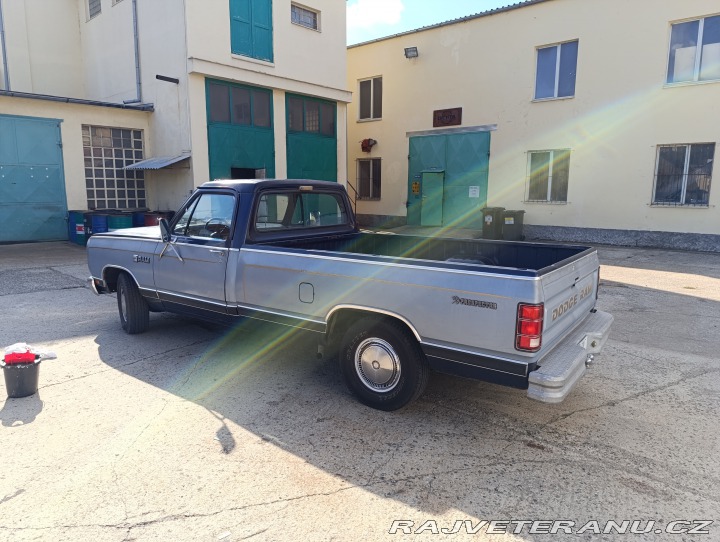 Dodge RAM 1982