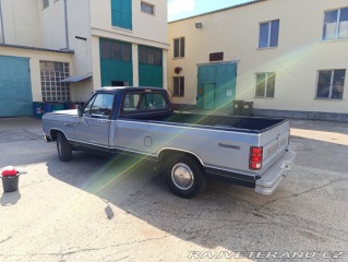 Dodge RAM 1982