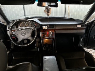 Mercedes-Benz 200 w124 1996
