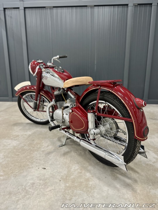 Jawa 250 Perak 1954