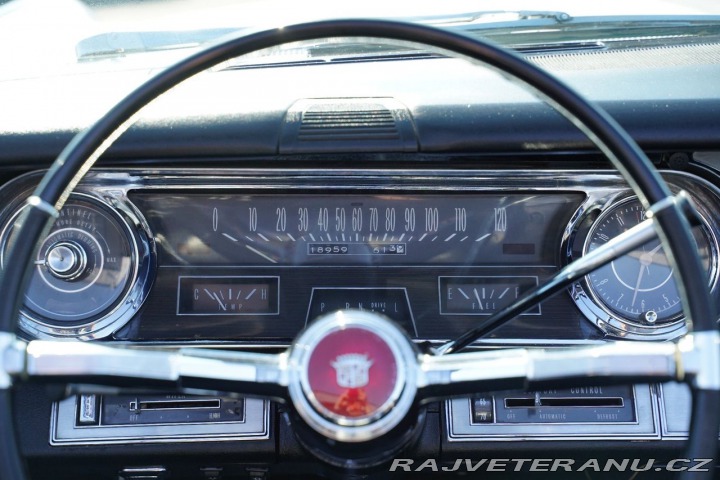 Cadillac DeVille Convertible 1965