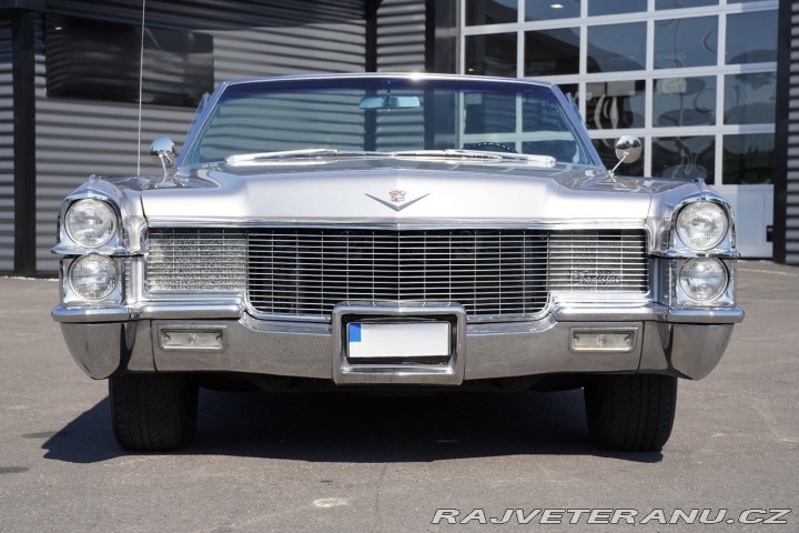Cadillac DeVille Convertible 1965