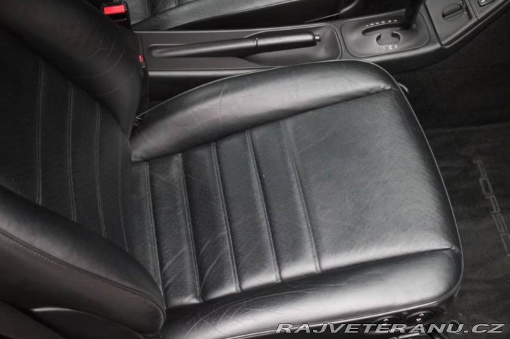 Porsche 911 Carrera 2 1991
