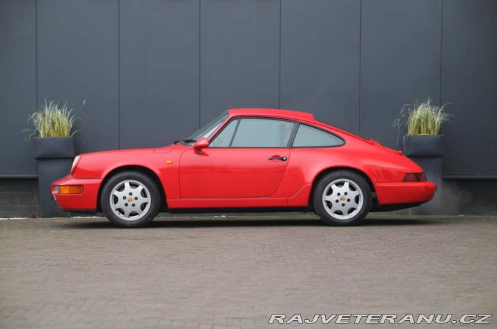 Porsche 911 Carrera 2 1991