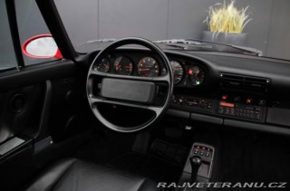 Porsche 911 Carrera 2 1991