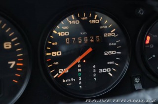 Porsche 911 Carrera 2 1991