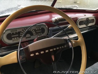 Oldsmobile 98 Custom Cruiser 1947