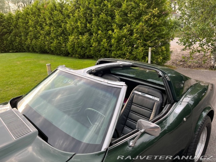 Chevrolet Corvette Stingray Targa 1945