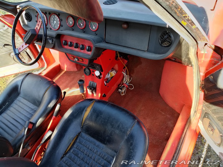 Škoda 110 R +mnoho náhradních dílů 1972