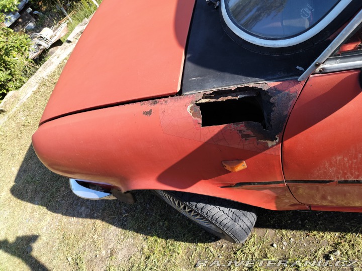 Škoda 110 R +mnoho náhradních dílů 1972
