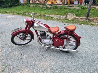 Jawa 250 Pérak