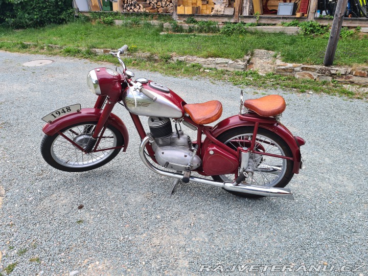 Jawa 250 Pérak 1948